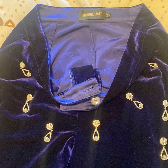 Blue Velvet pants suit with jewels. Wore once only for two hours. Set is a large - Picture 5 of 8